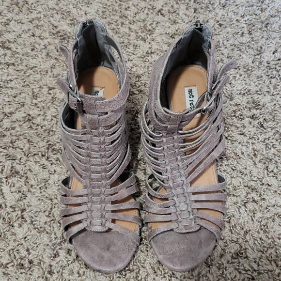 Not Rated Ofanto Pewter Gladiator Sandal - Picture 4 of 8